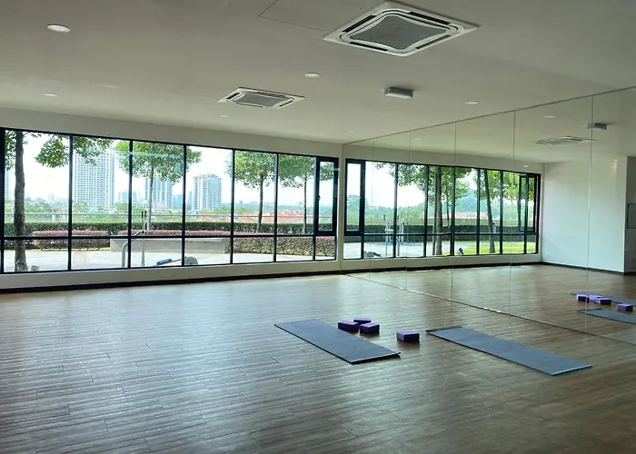 Vesta Homes, Molek Regency With Golf View, Johor Bahru, Mid Valley