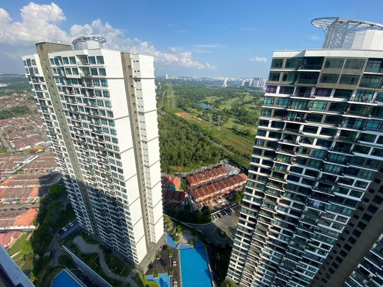 Apartment Vesta Homes, Molek Regency With Golf View, Johor Bahru, Mid Valley *